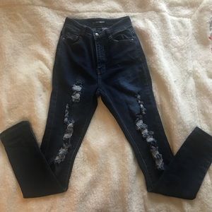 Fashionnova dark wash skinny jeans